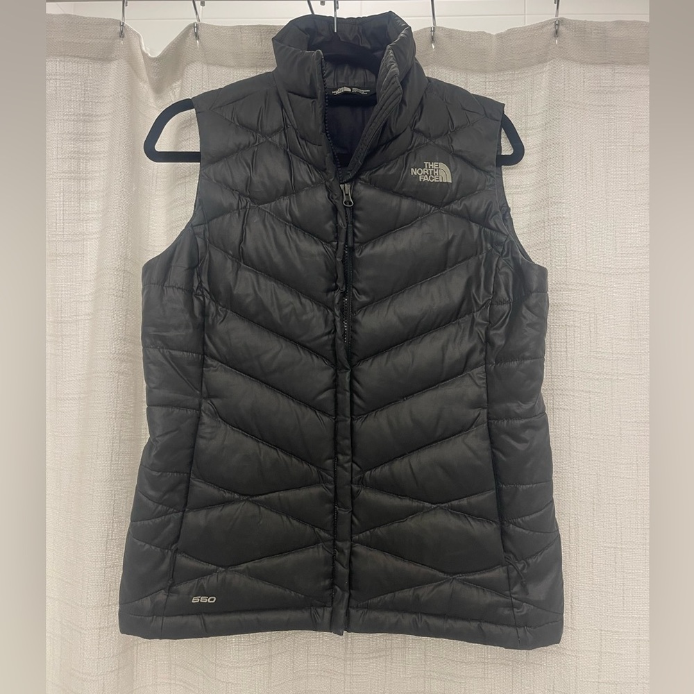 The North face 550 puffer vest